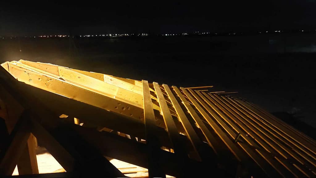 Кровля вальмовая в деревне Ладога 7 IMG 20230307 200812