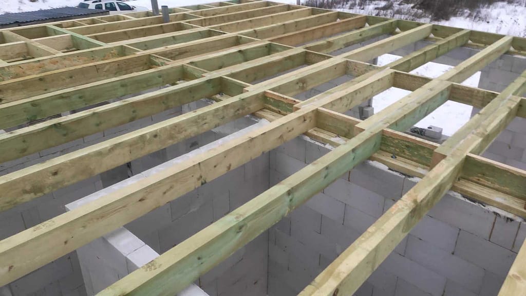 Кровля вальмовая в деревне Ладога 11 vlcsnap 2023 11 29 18h31m32s707