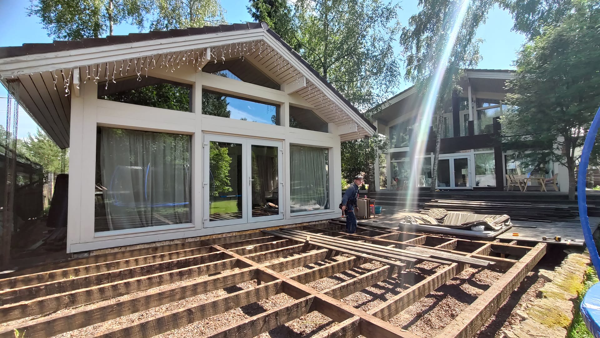 Терраса к дому под ключ в СПб и Ленобласти 3 Процесс строительства террасы к дому бригадой плотников в СПб